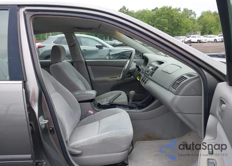 2004 Toyota Camry Le из США, поврежденный, VIN 4T1BE32K74U864399